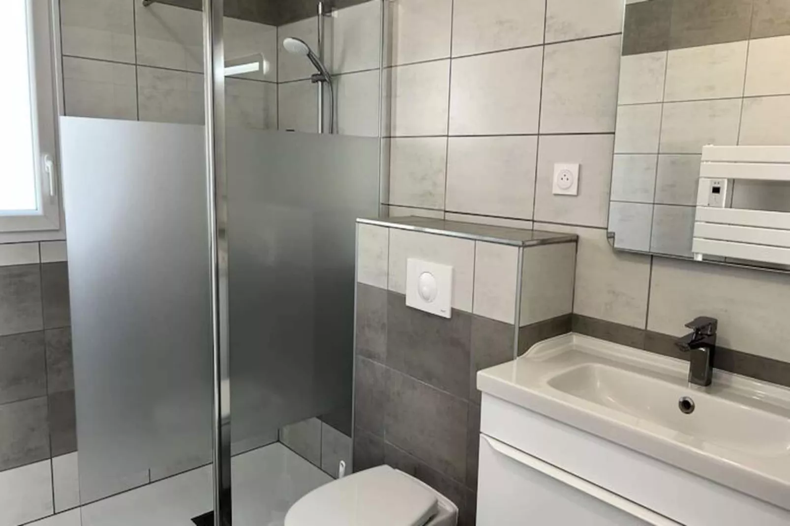 Résidence 306-frehel-Non tagué