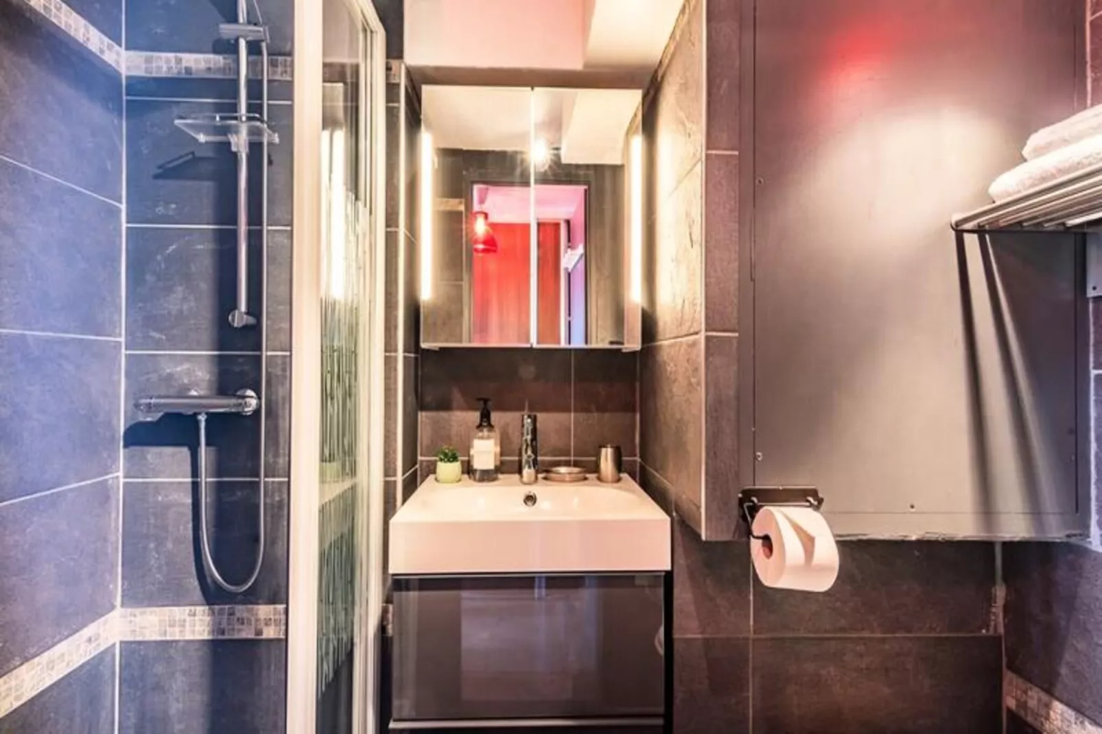 Slow Chalet Montblanc Soleil Sur Les Pistes Ascenseur Balcon, Vue, Parking-Untagged