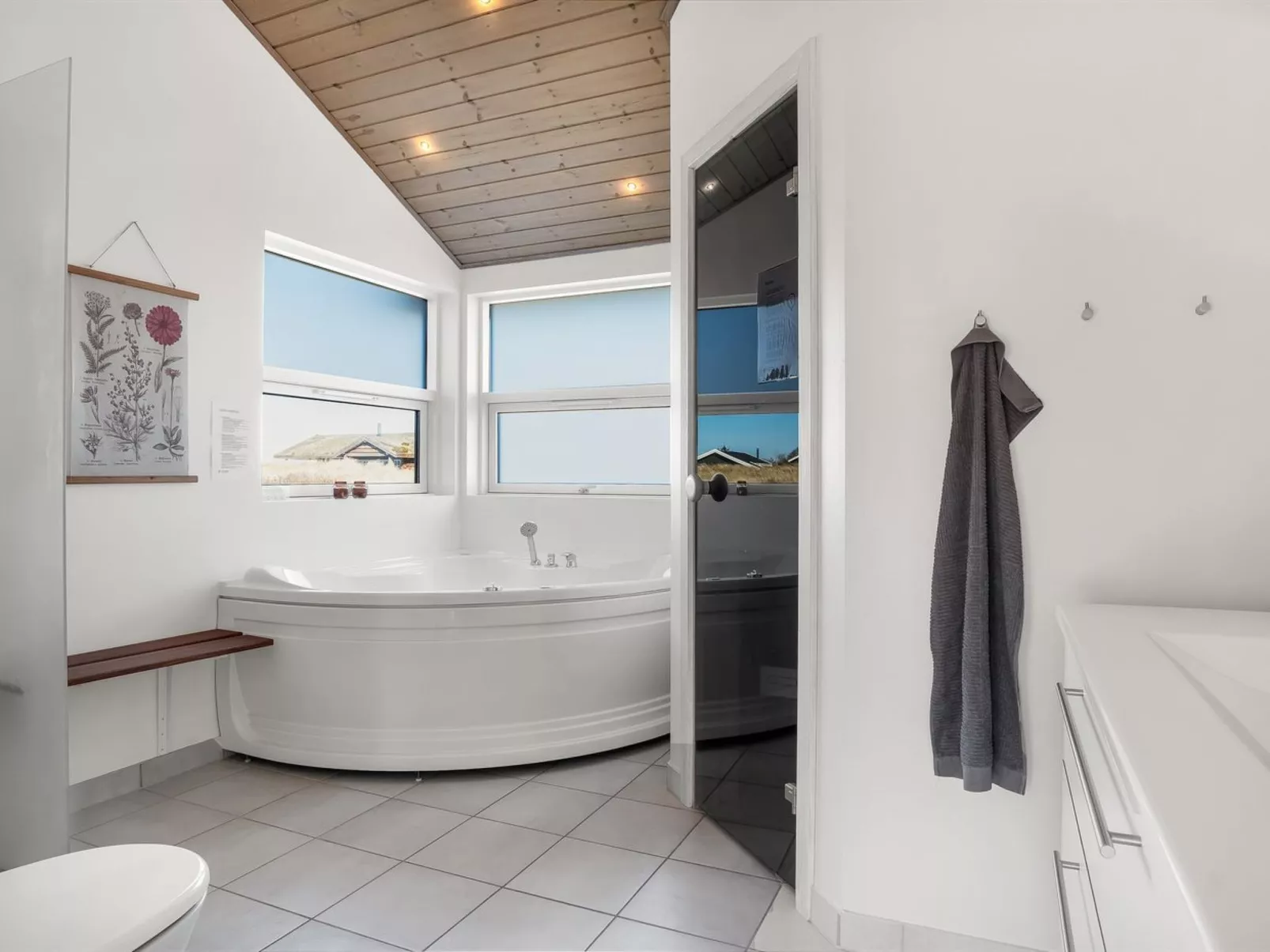 "Sirkka" - 902m from the sea-Dedans