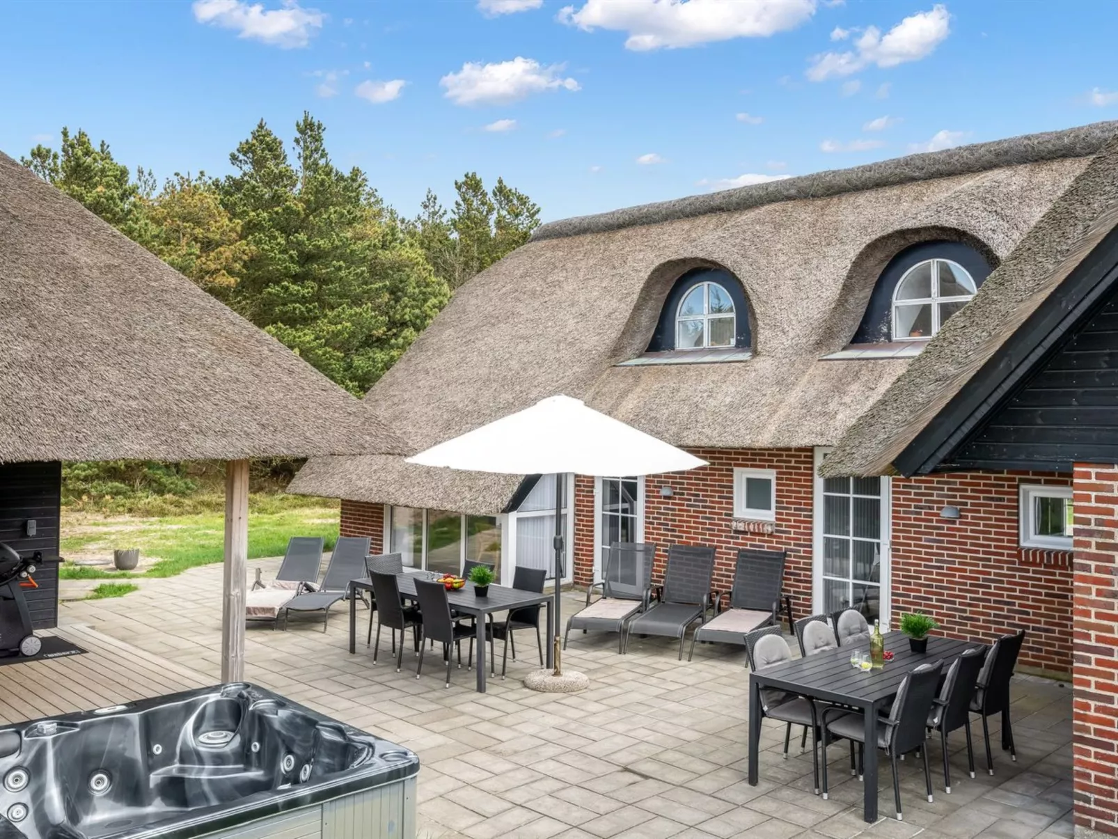 "Vangel" - 500m from the sea-Draußen