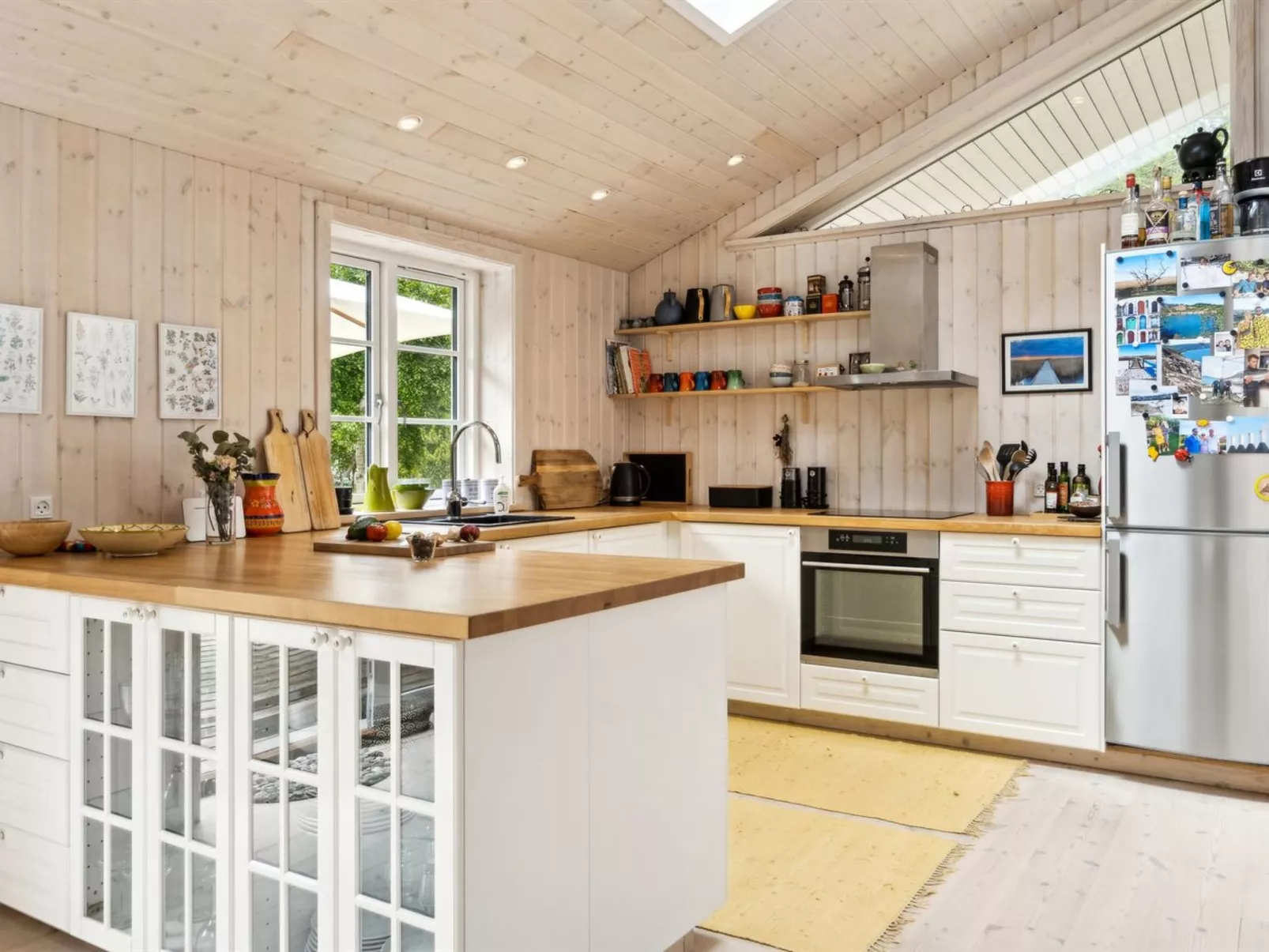 "Grethe" - 750m from the sea-Inside