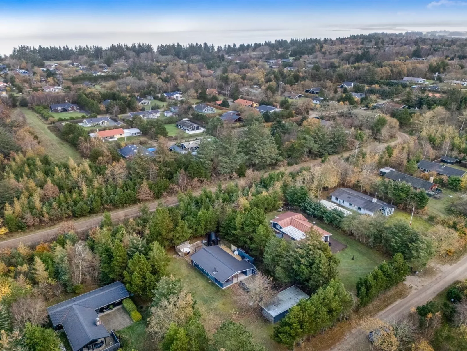 "Toimi" - 500m to the fjord-Outside