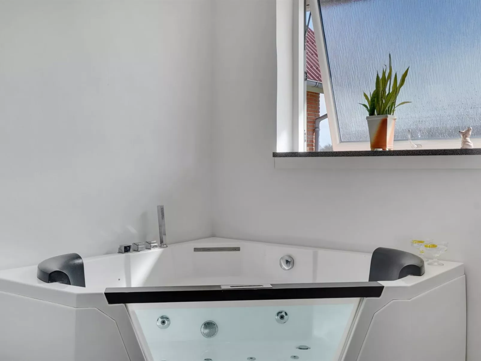 "Markhild" - 300m to the fjord-Drinnen