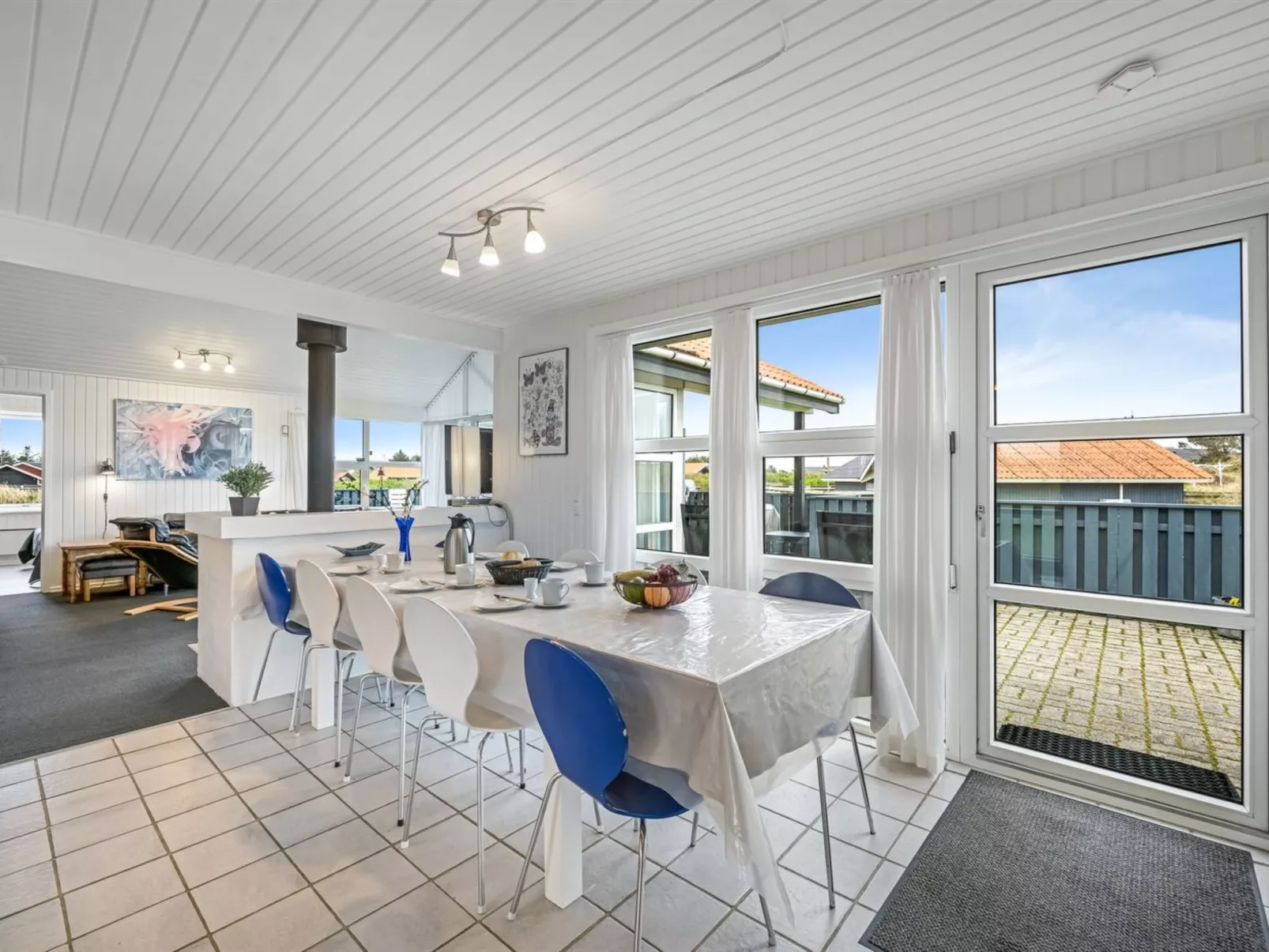 "Gottfreda" - 330m to the fjord-Inside