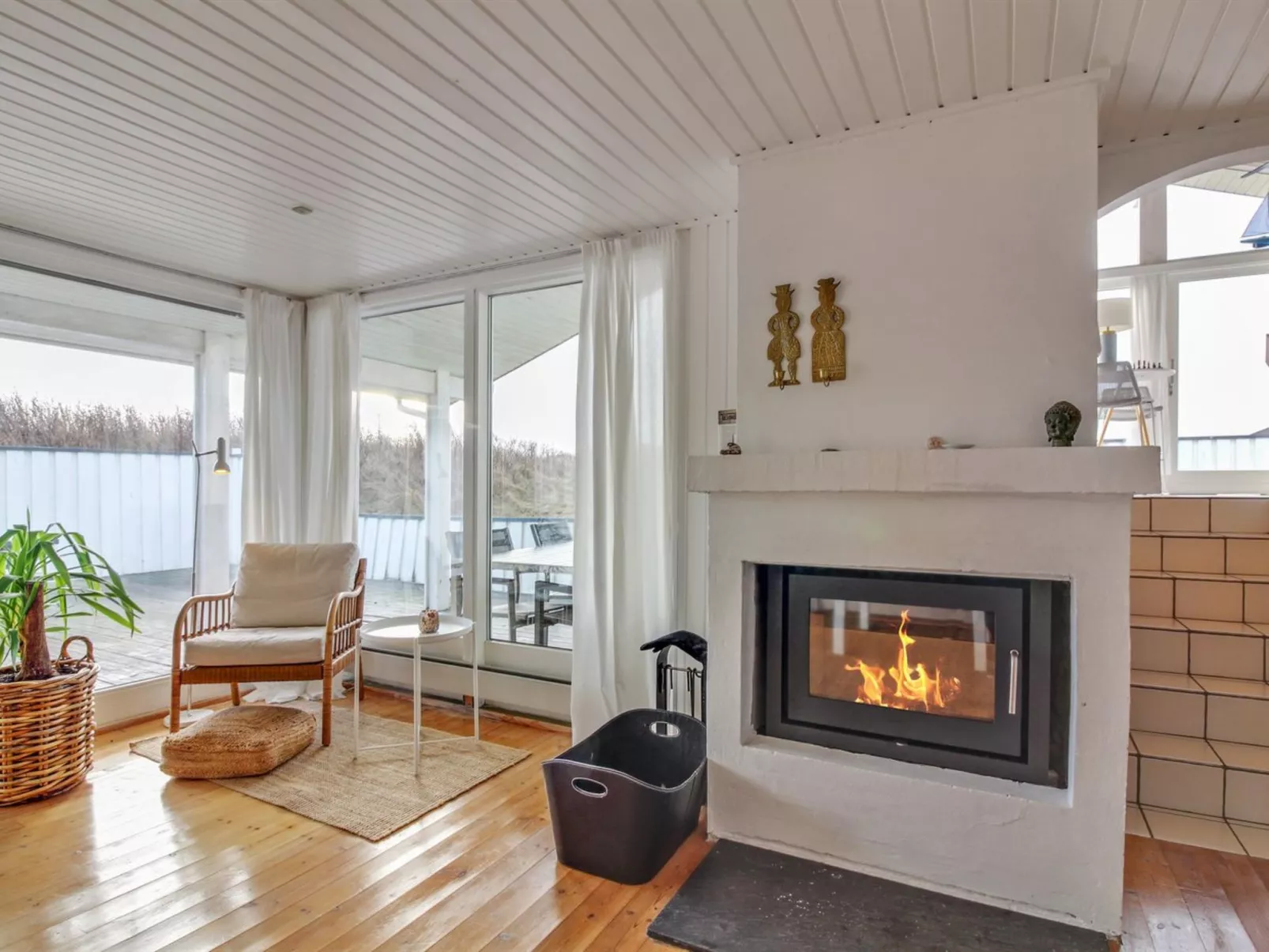 "Rutha" - 45m from the sea-Drinnen