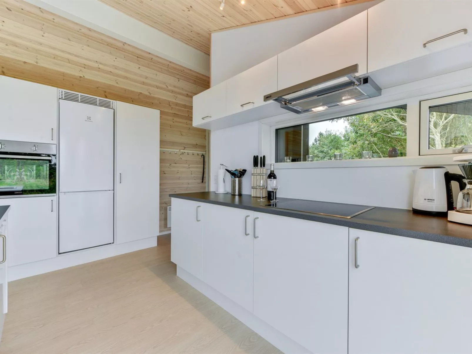 "Tindra" - 30m to the fjord-Dedans