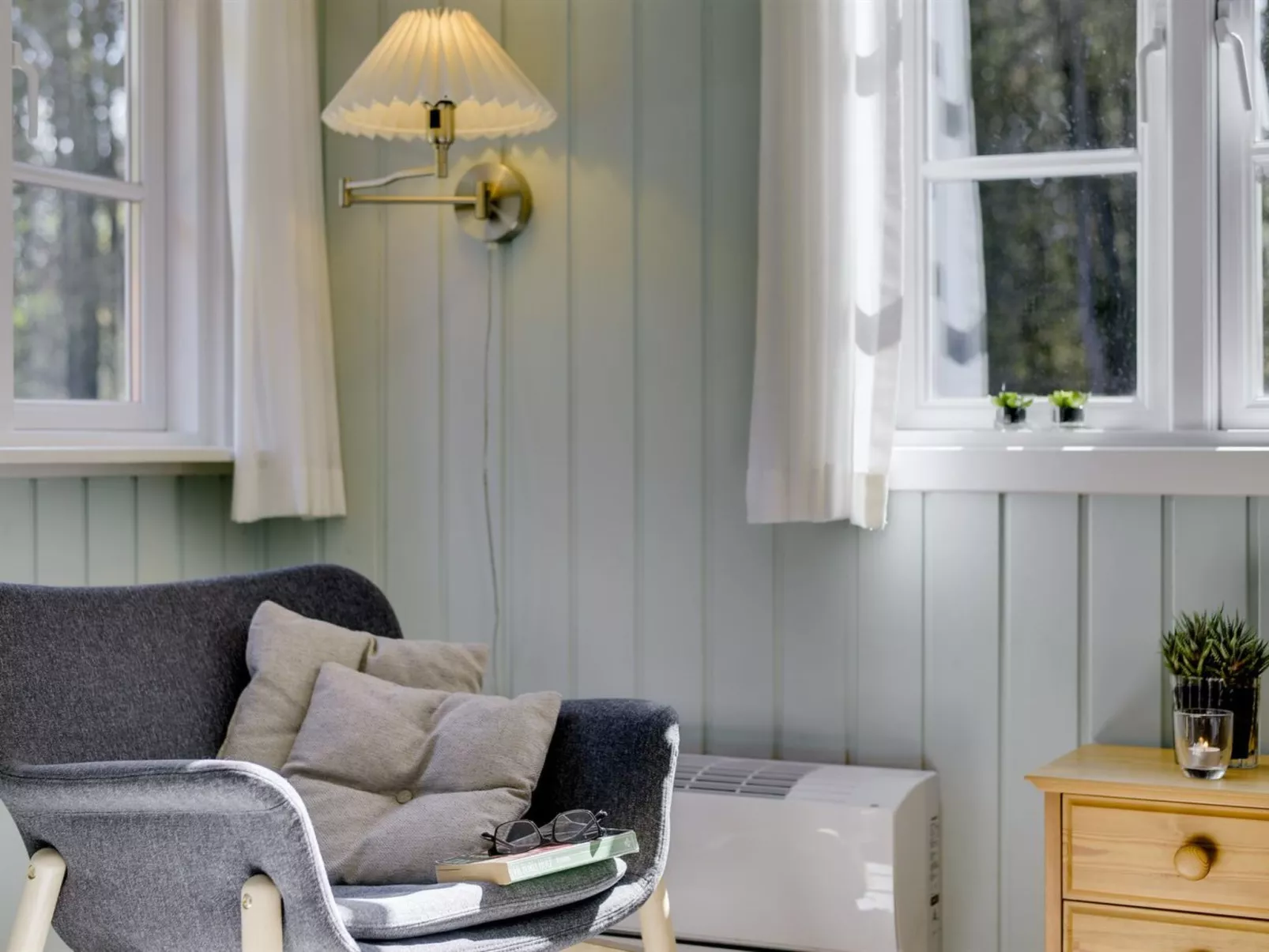 "Epiphania" - 900m from the sea-Inside