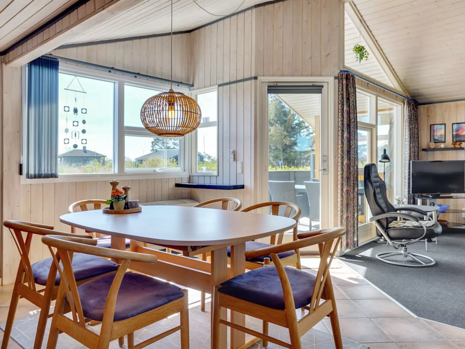 "Elsbeth" - 500m from the sea-Dedans