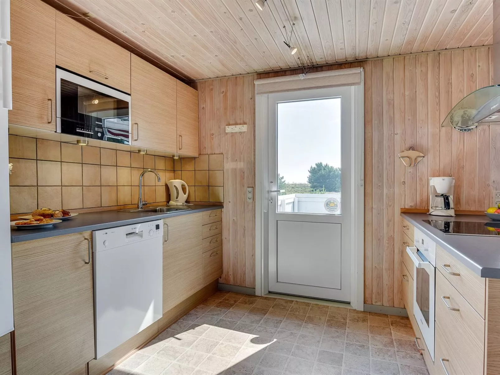 "Gabriela" - 1km from the sea-Inside