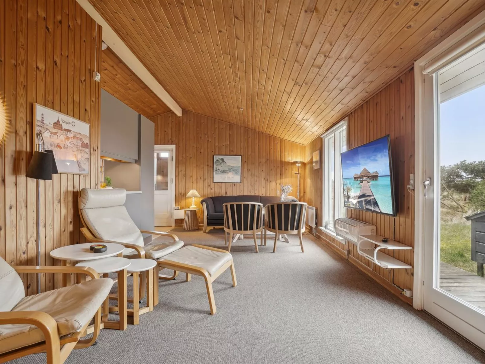 "Siri" - 400m from the sea-Dedans