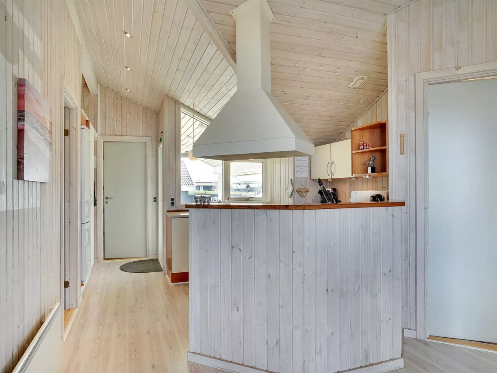 "Zaga" -  from the sea-Dedans