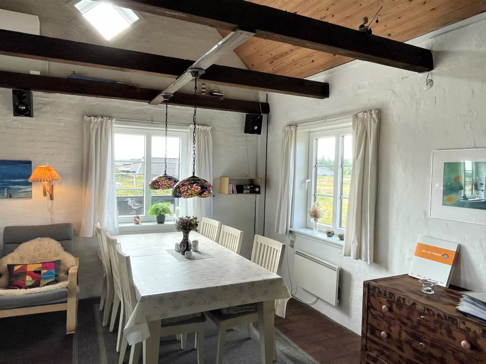 "Trugot" - 450m to the fjord-Inside