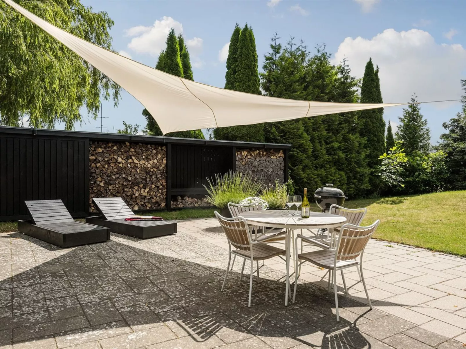 "Pavle" - 700m from the sea-Draußen