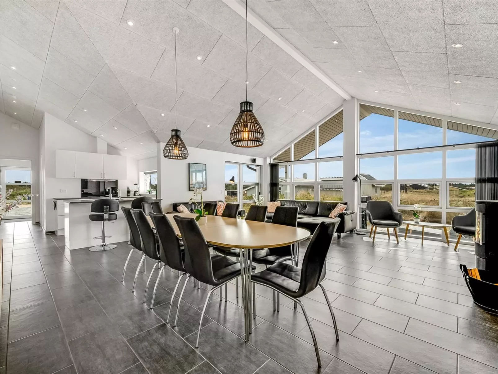 "Ennie" -  from the sea-Inside