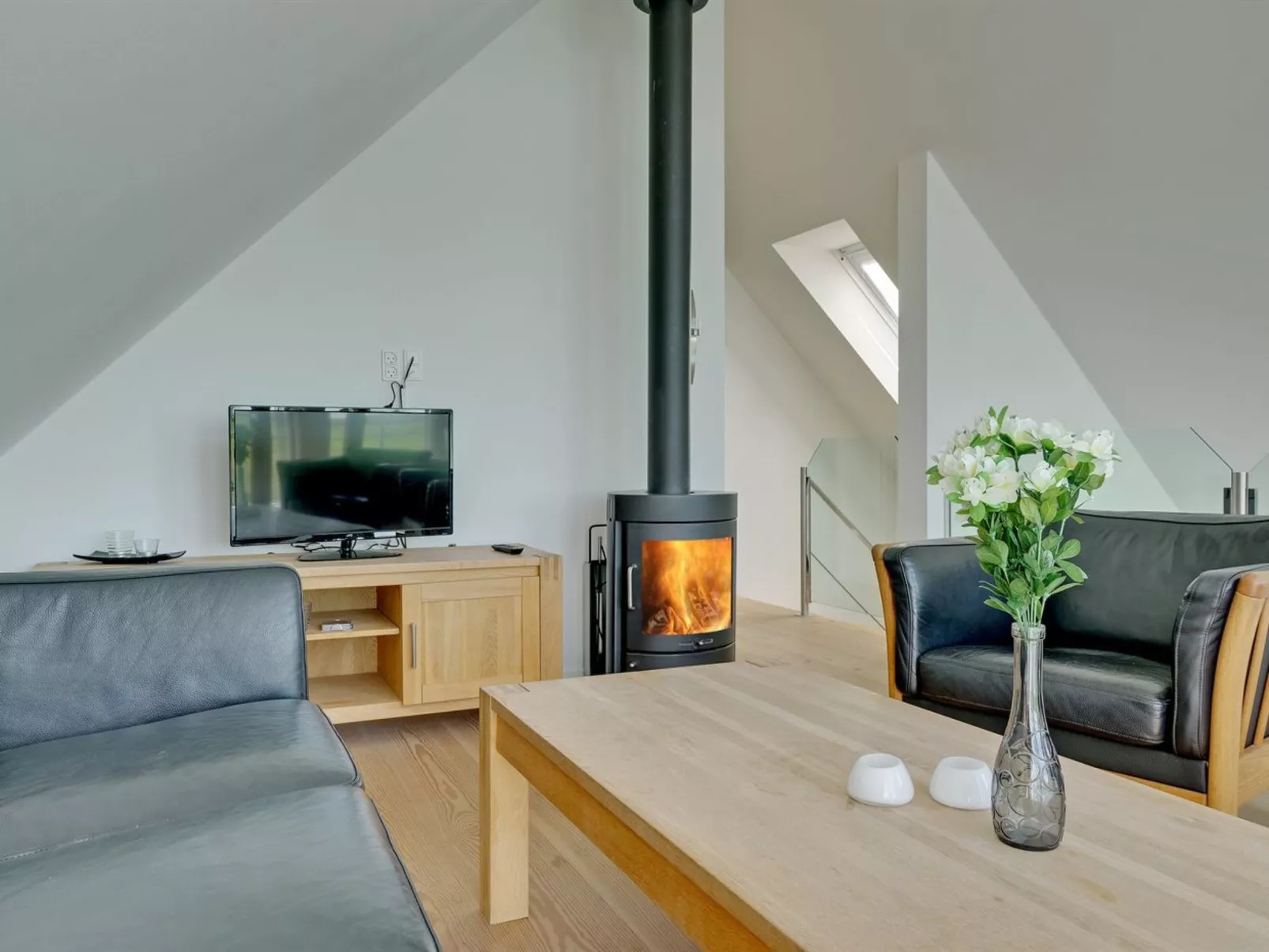 "Merisa" - 2.5km from the sea-Dedans