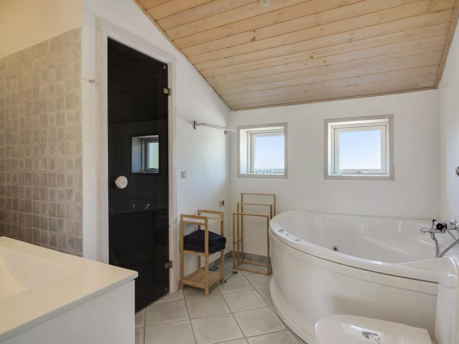 "Hampus" - 500m from the sea-Inside