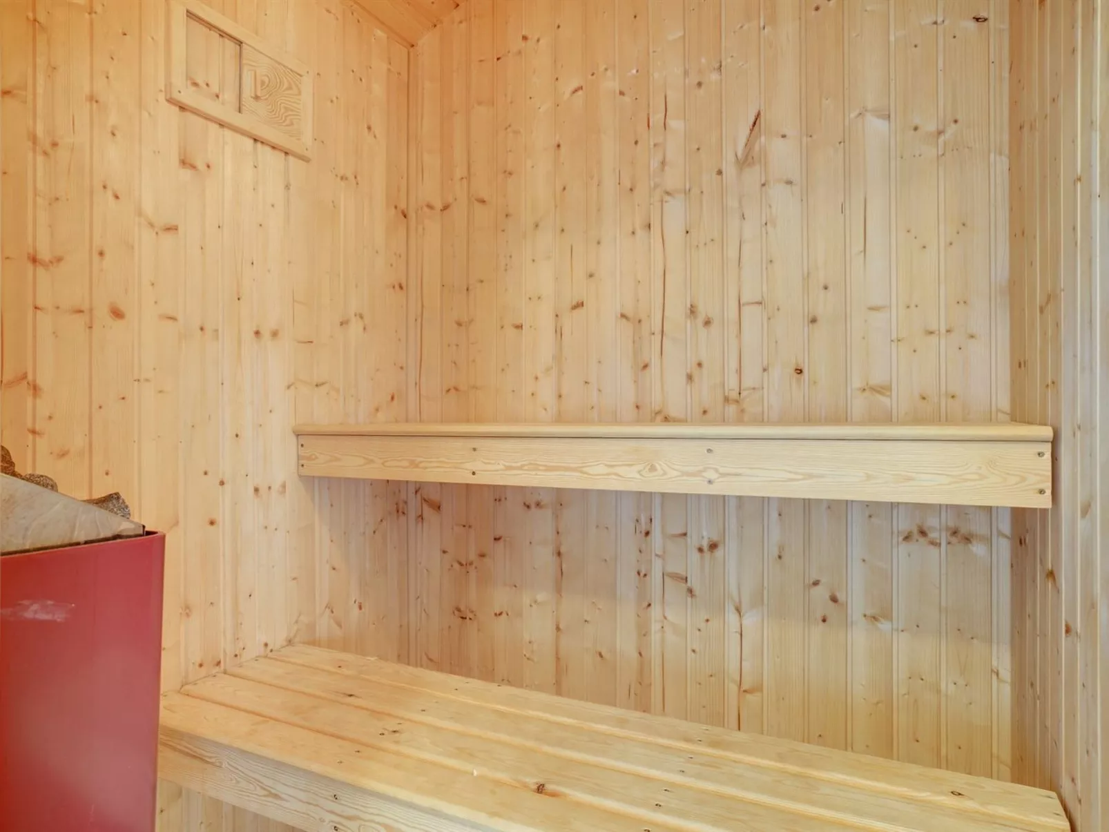 "Mieka" - 400m from the sea-Inside