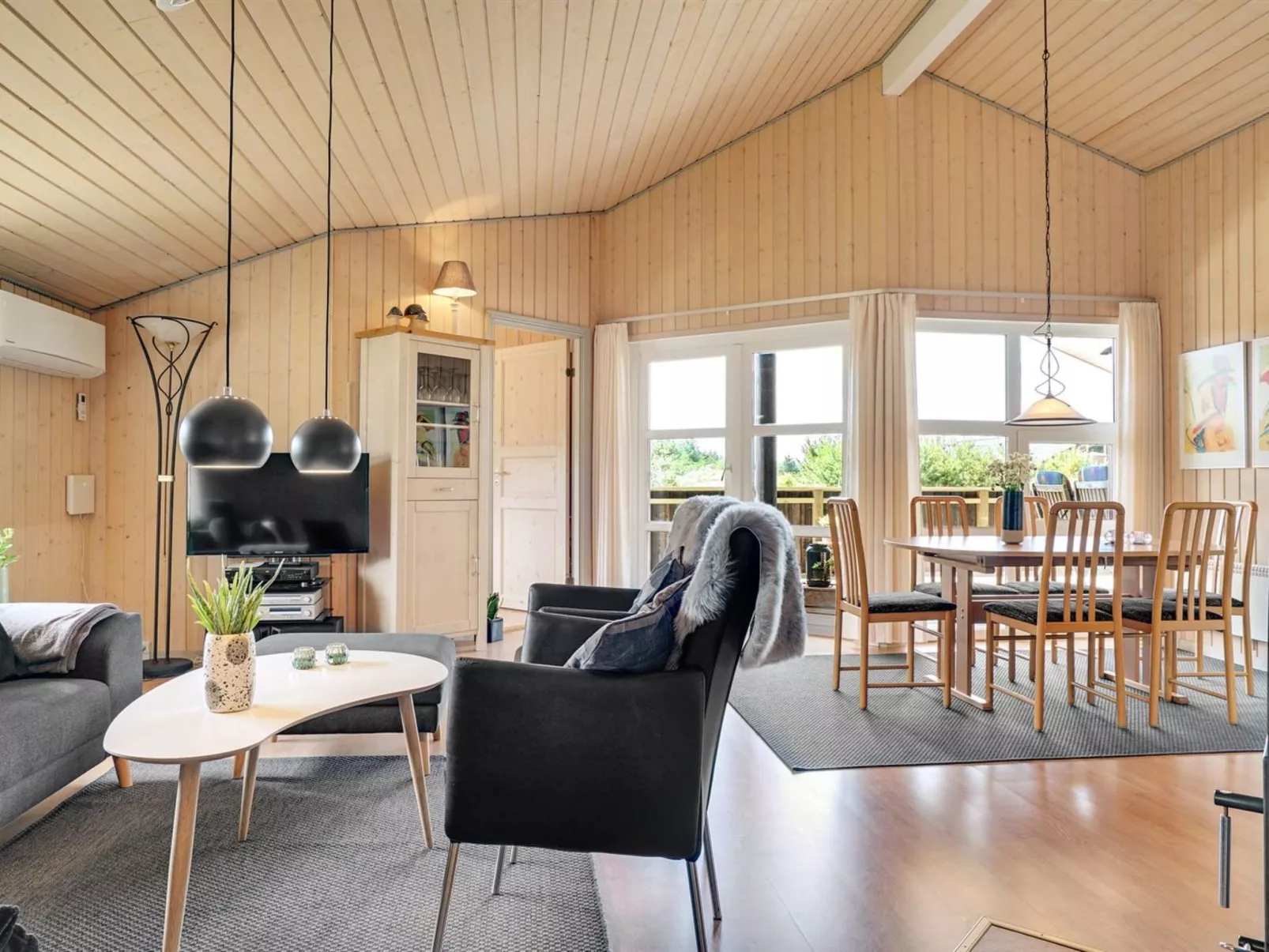 "Ivar" - 900m from the sea-Dedans