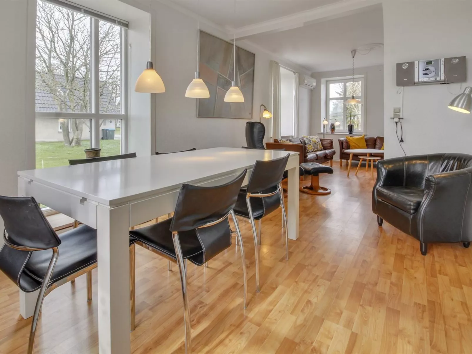 "Juuso" - 20km from the sea-Inside