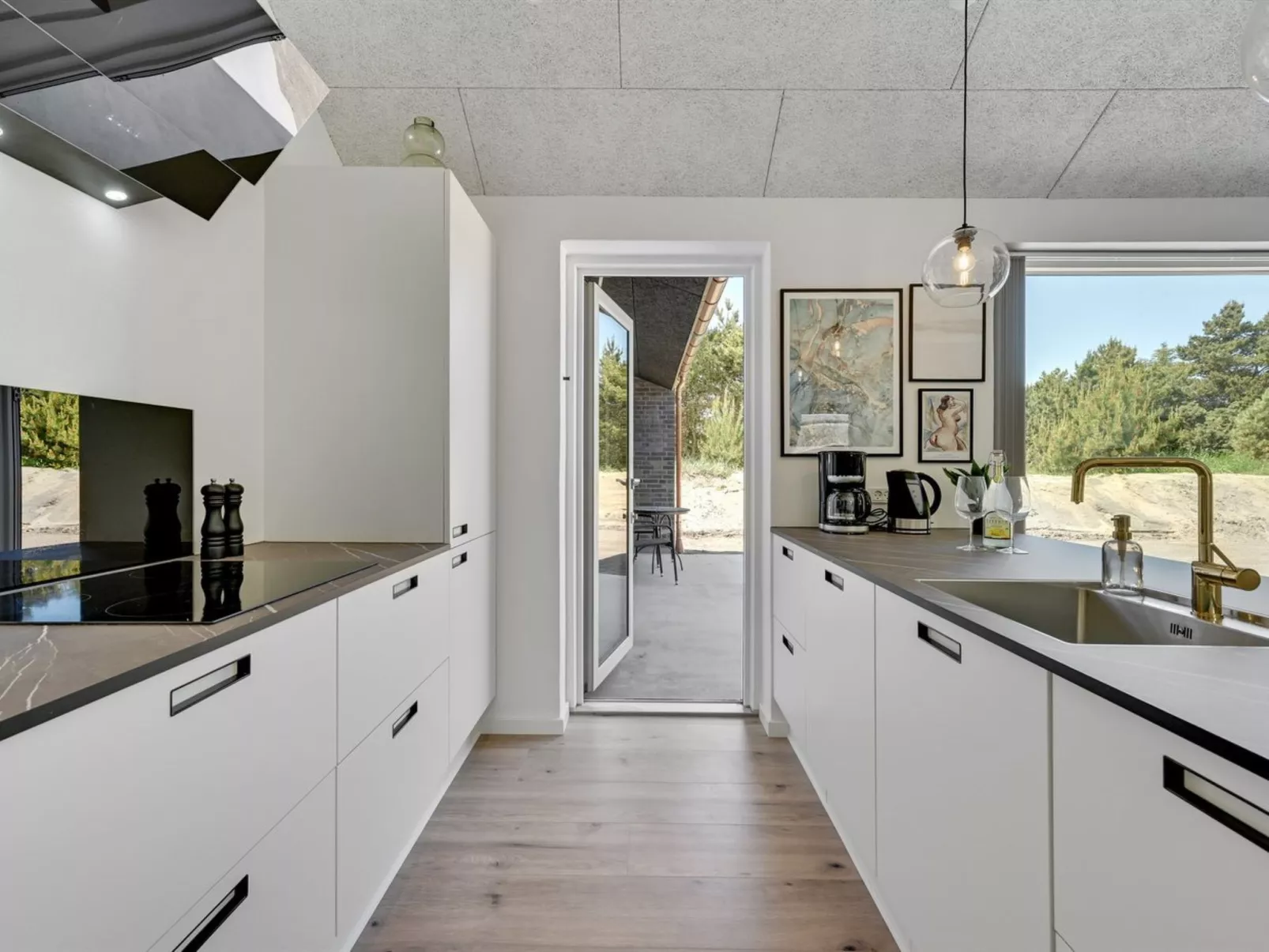 "Pejo" - 950m from the sea-Dedans