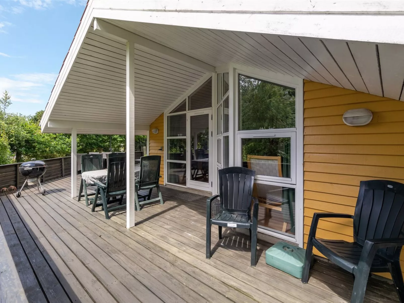 "Landuin" - 230m from the sea-Outside