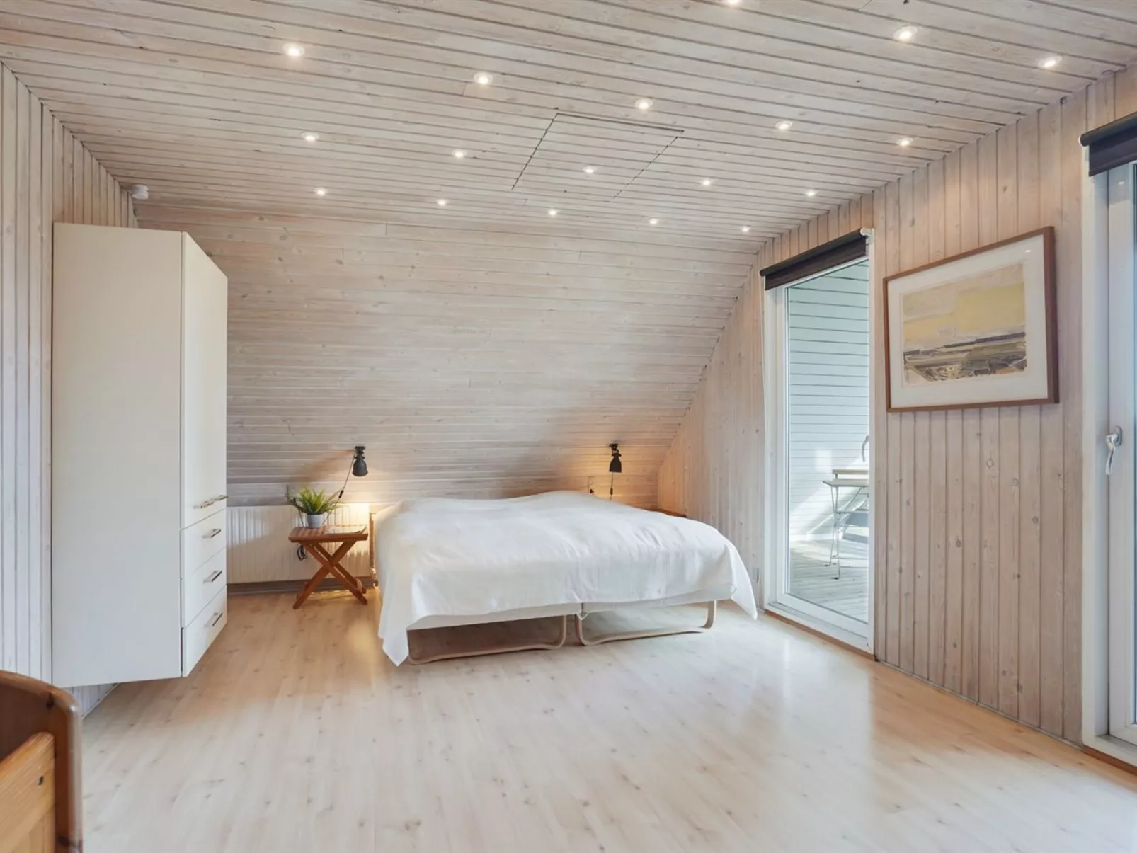 "Gertrudis" - 2km to the fjord-Inside