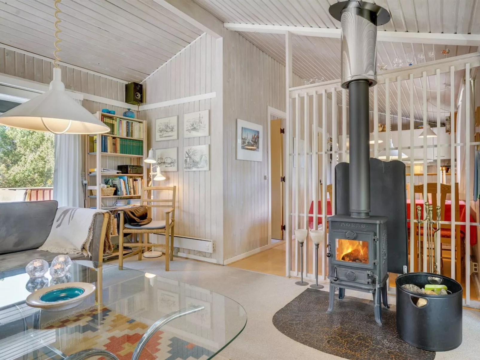 "Hrefna" - 350m from the sea-Drinnen