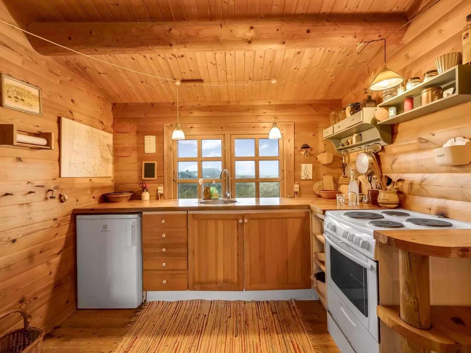 "Herfrith" -  from the sea-Inside