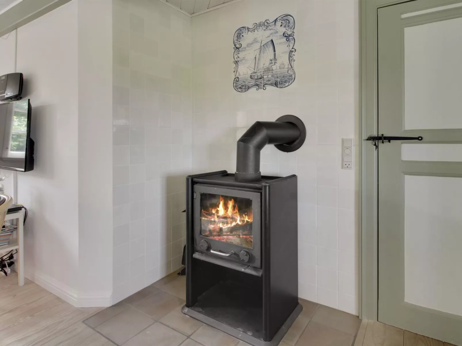 "Ingulf" - 18km from the sea-Inside