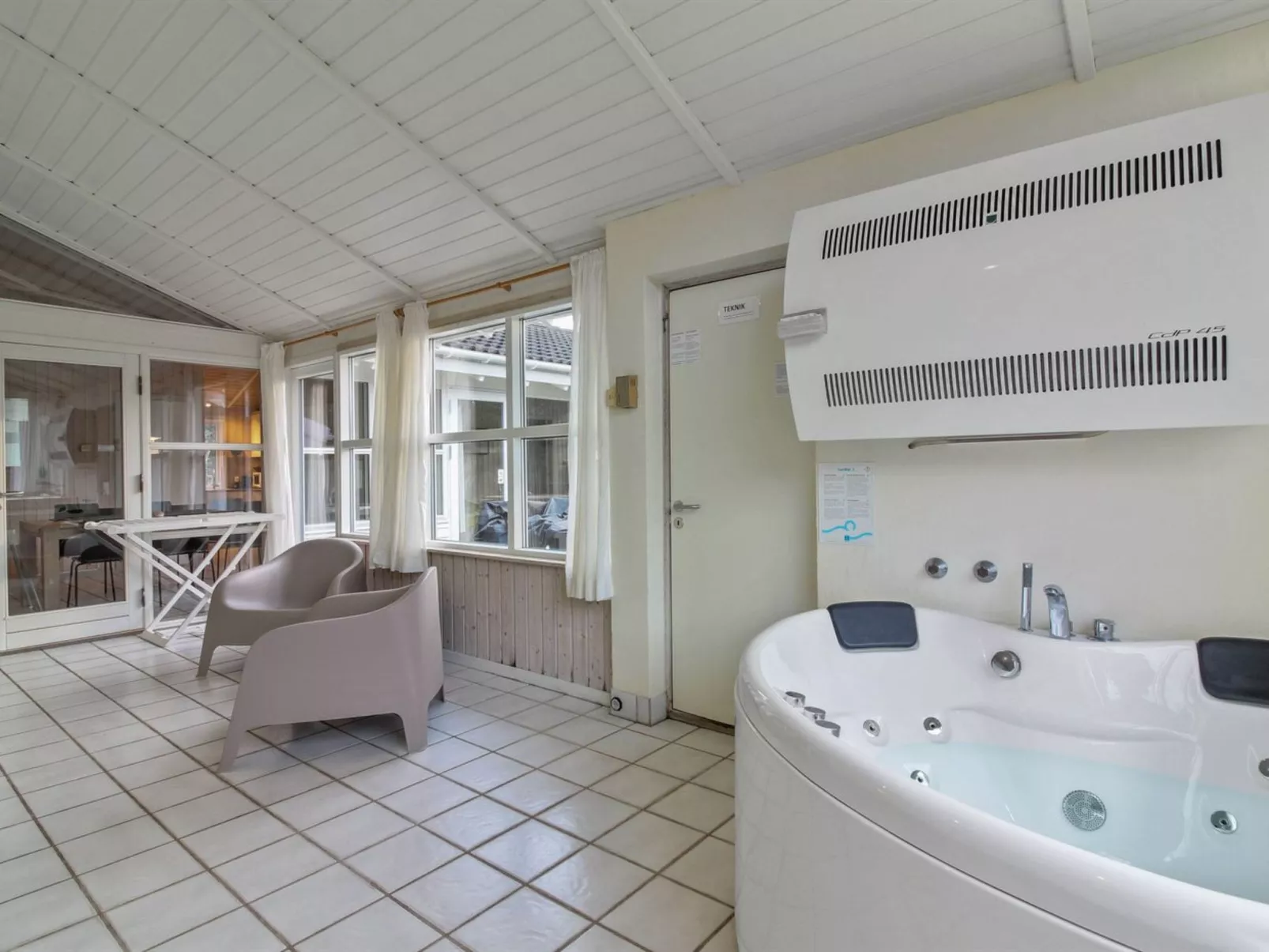 "Panu" - 600m from the sea-Inside