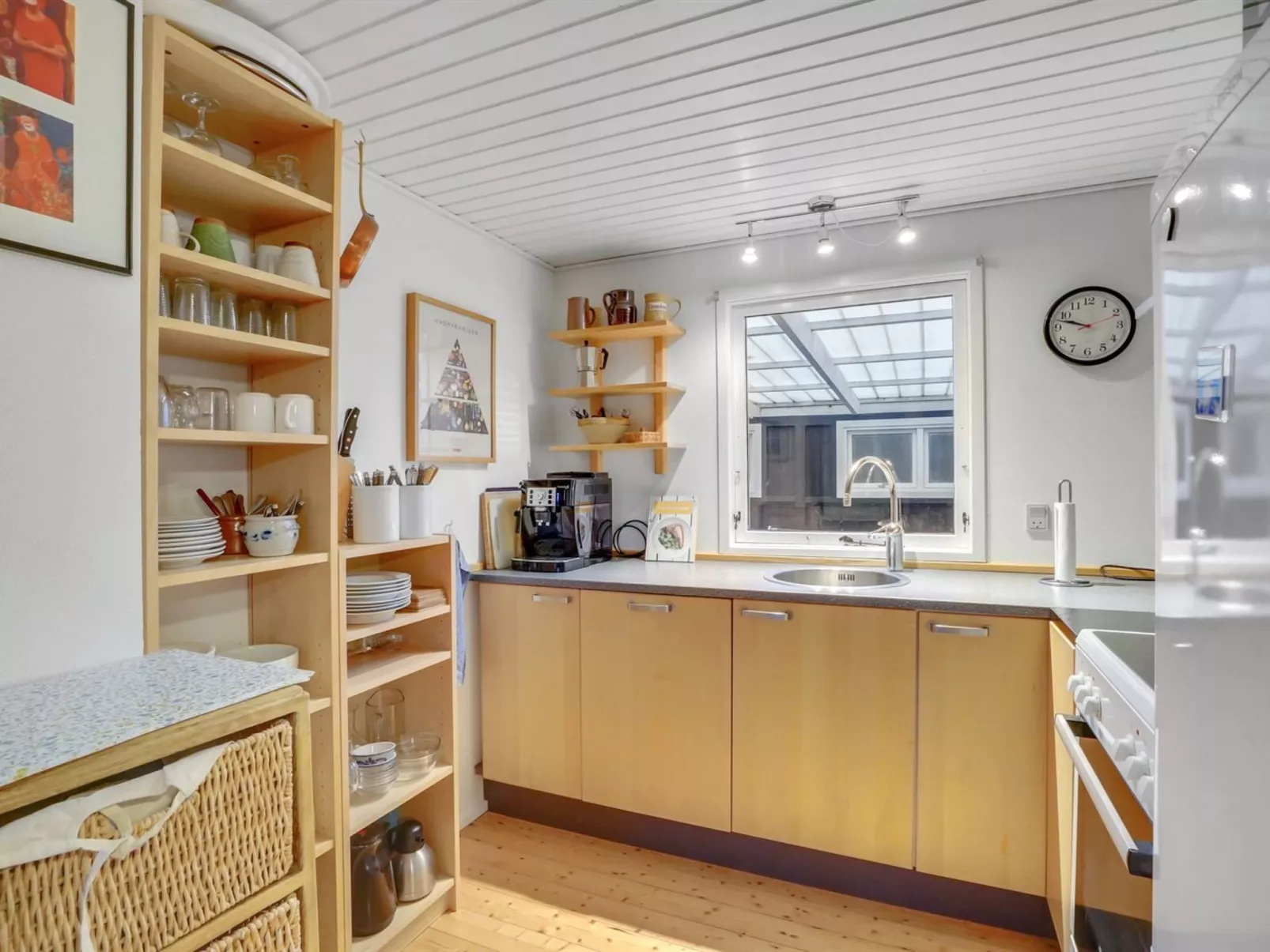 "Akke" - 150m to the fjord-Inside