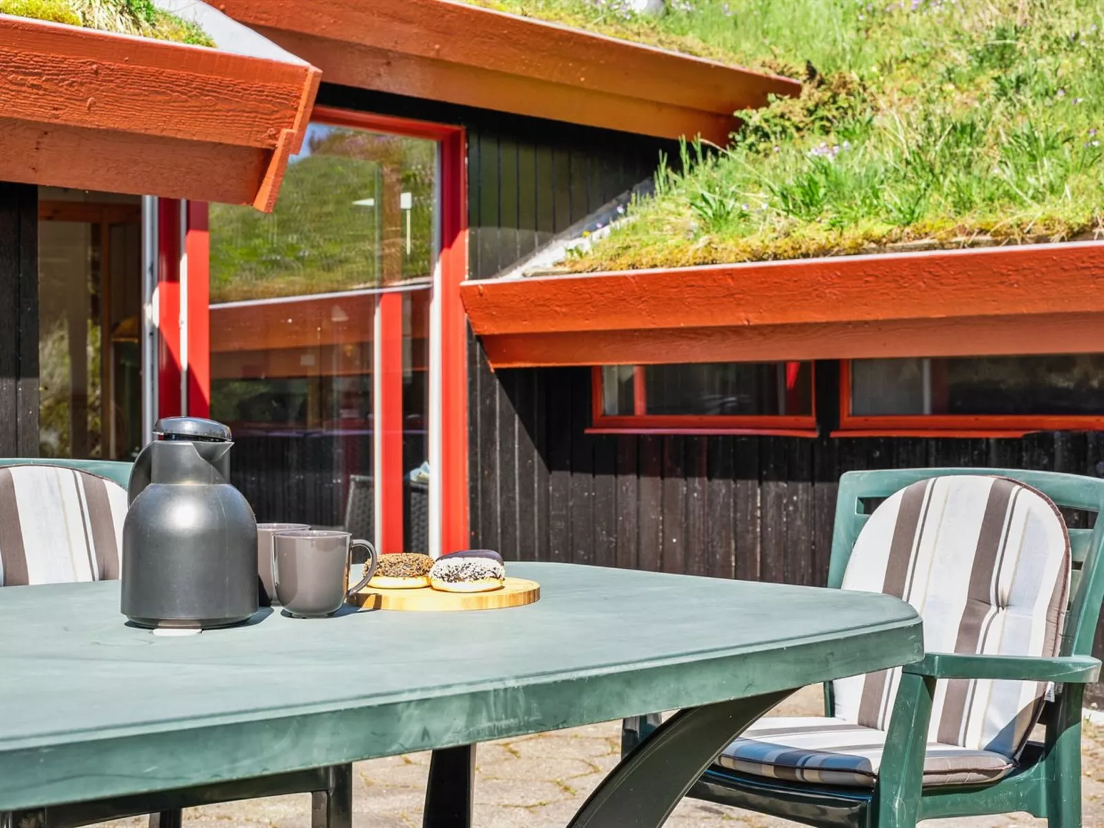 "Niyazi" - 3.1km from the sea-Outside