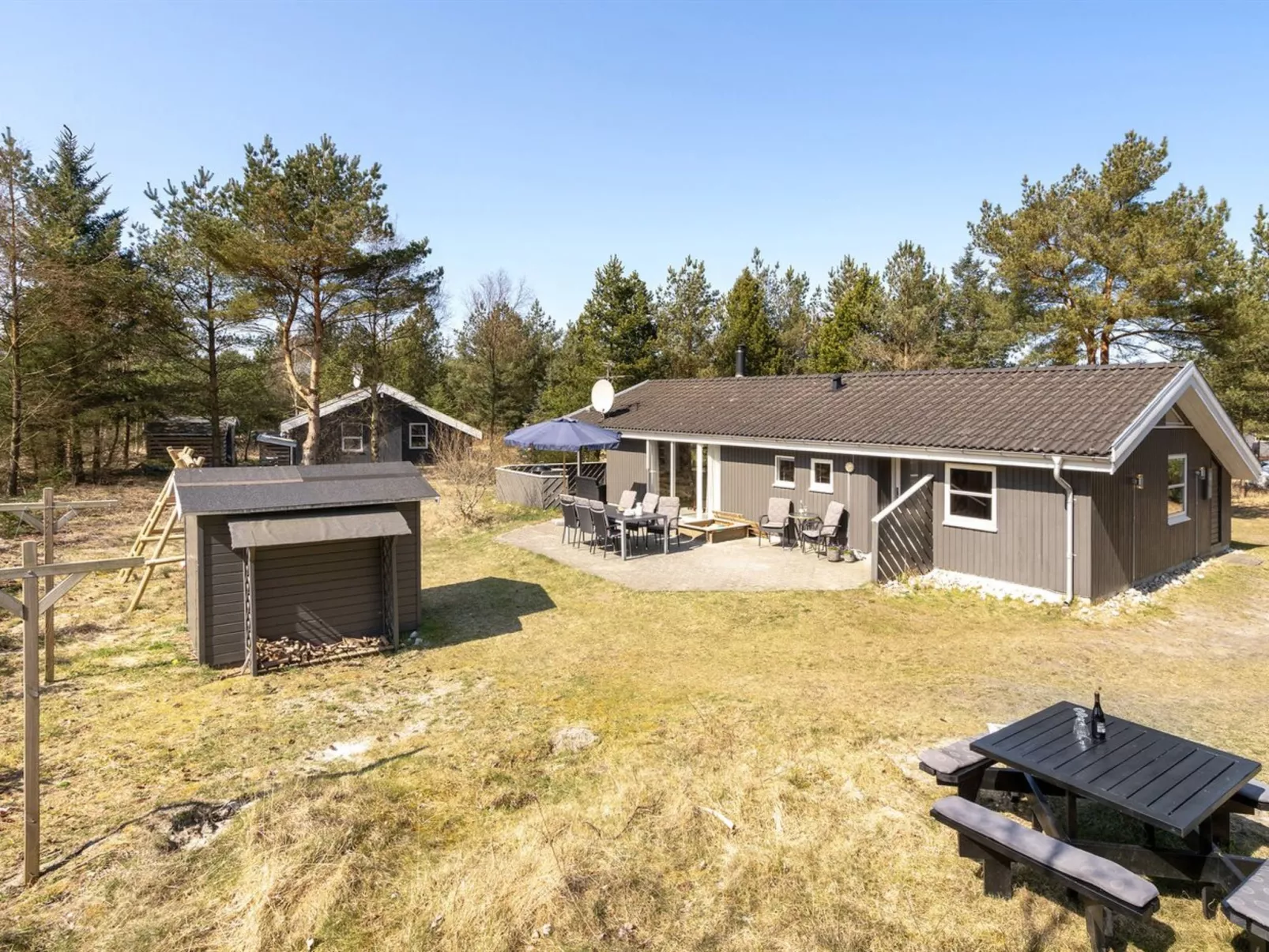 "Sighbiorn" - 950m from the sea-Outside