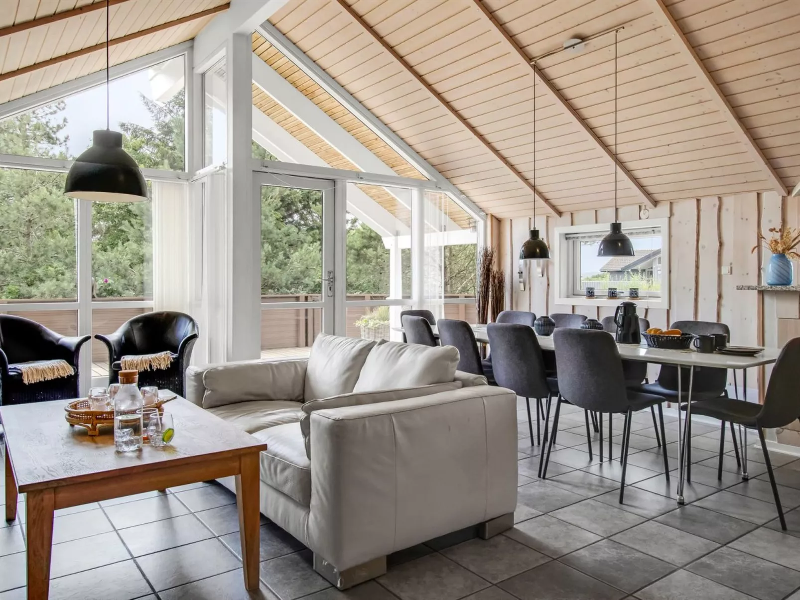 "Svenny" - 800m from the sea-Dedans