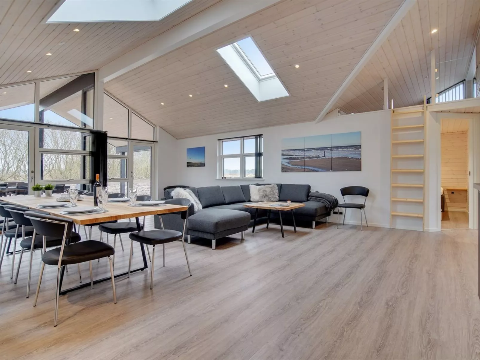 "Amitola" - 700m from the sea-Inside