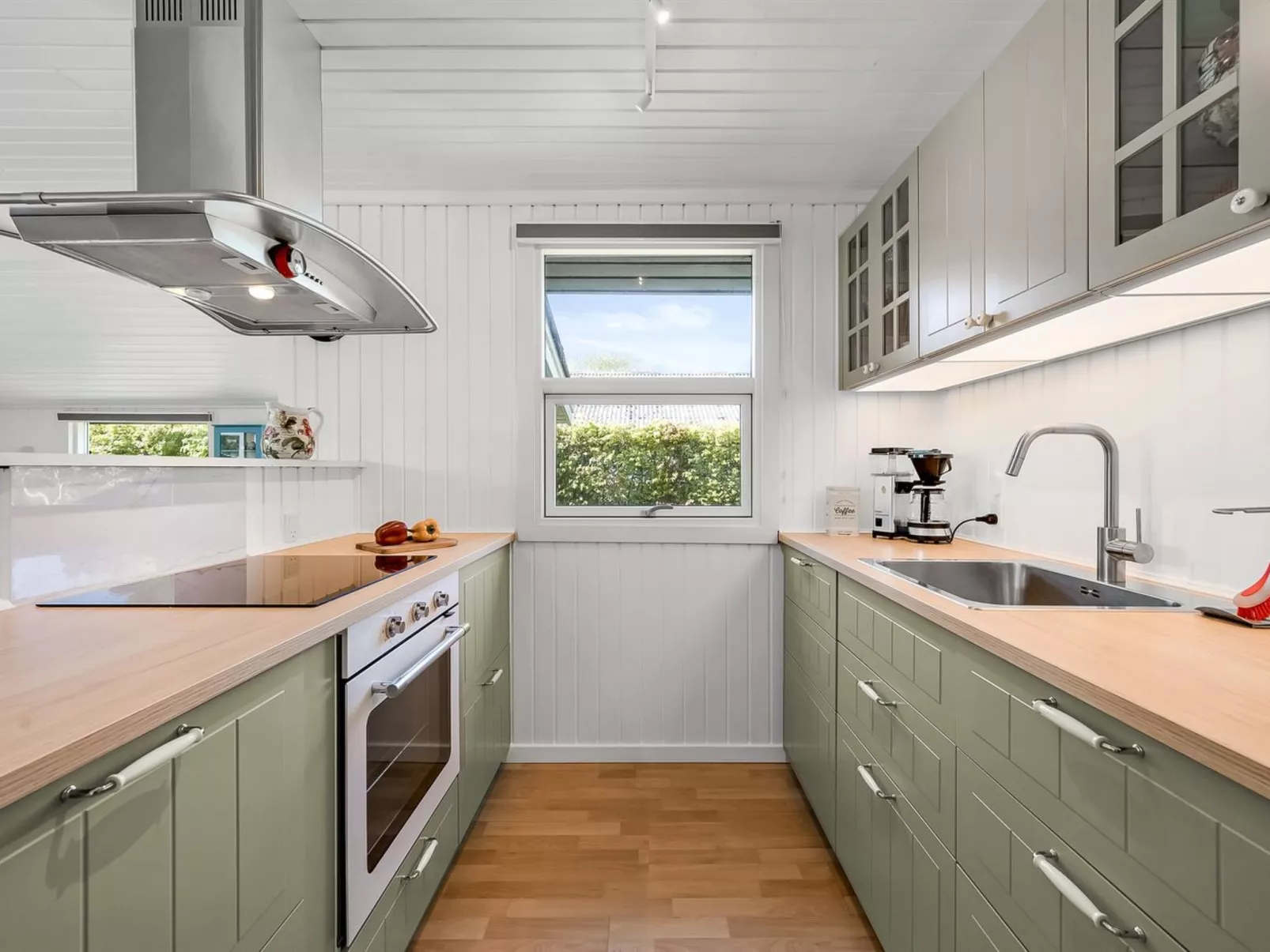 "Raisa" - 200m to the fjord-Inside