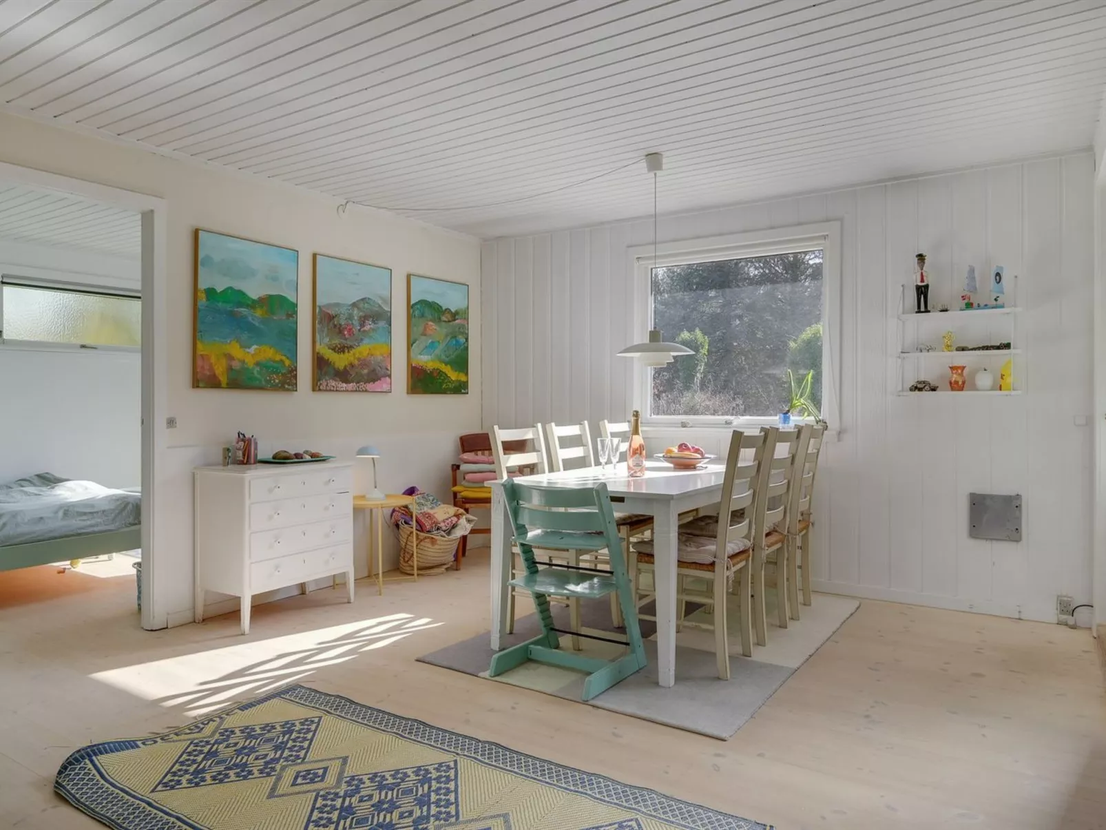 "Eragon" - 1.2km from the sea-Inside