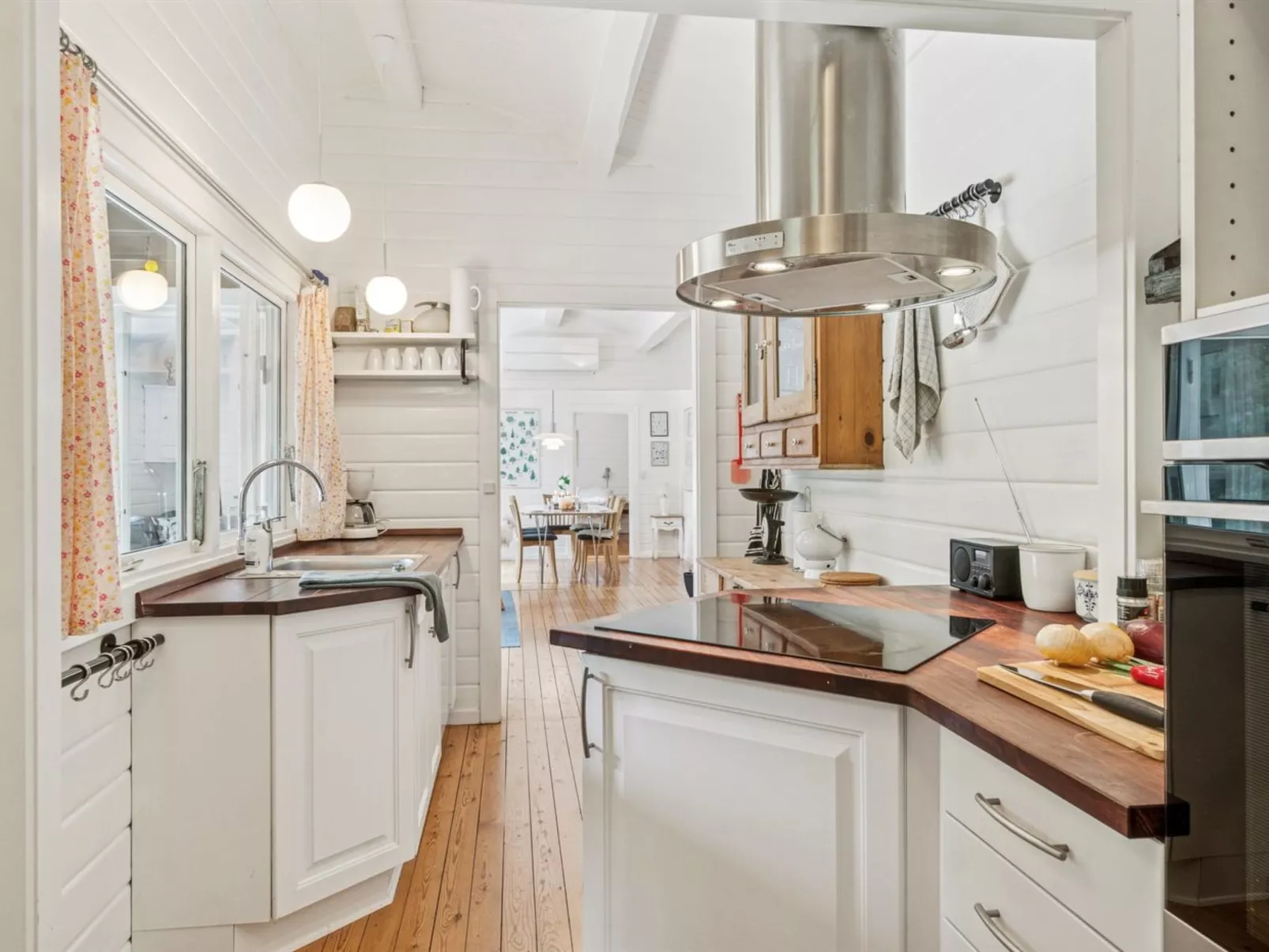 "Nititzki" - 600m from the sea-Inside