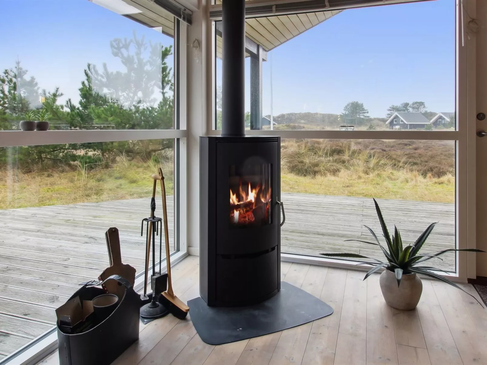 "Tiane" - 800m from the sea-Inside