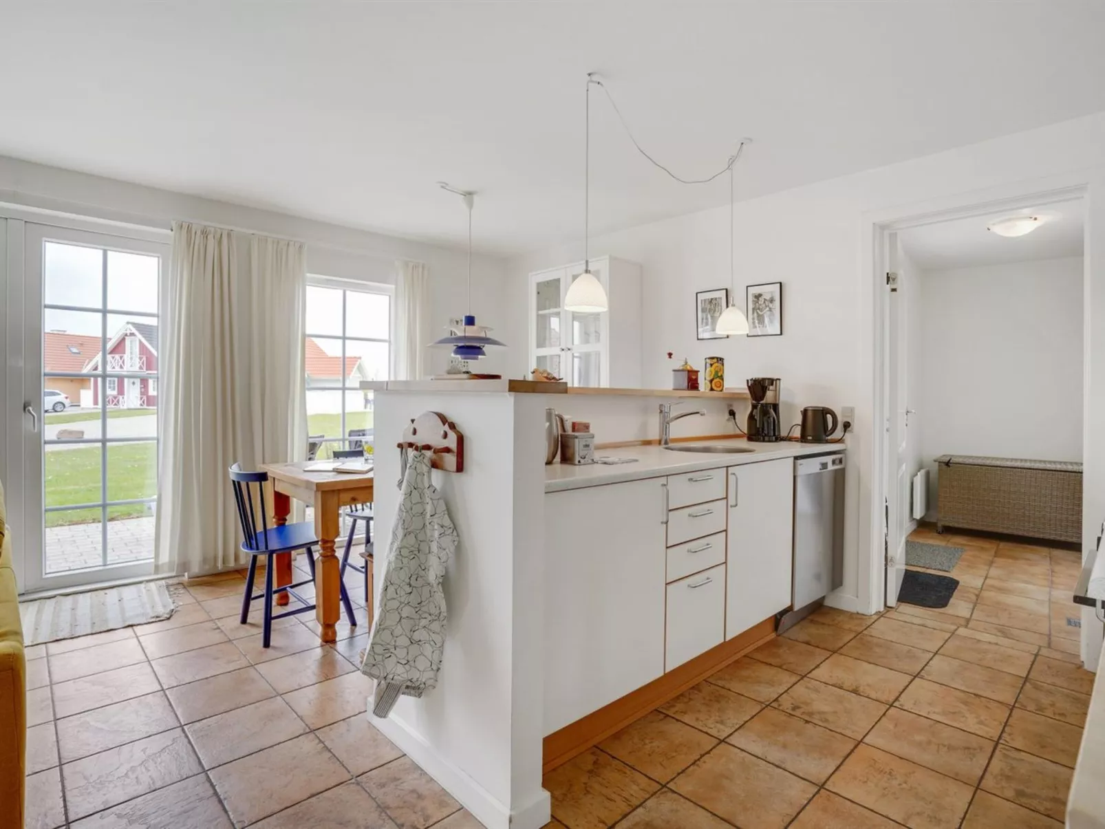 "Askan" - 200m from the sea-Dedans