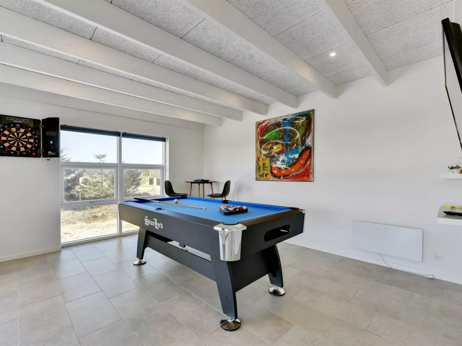 "Karen" - 900m from the sea-Drinnen