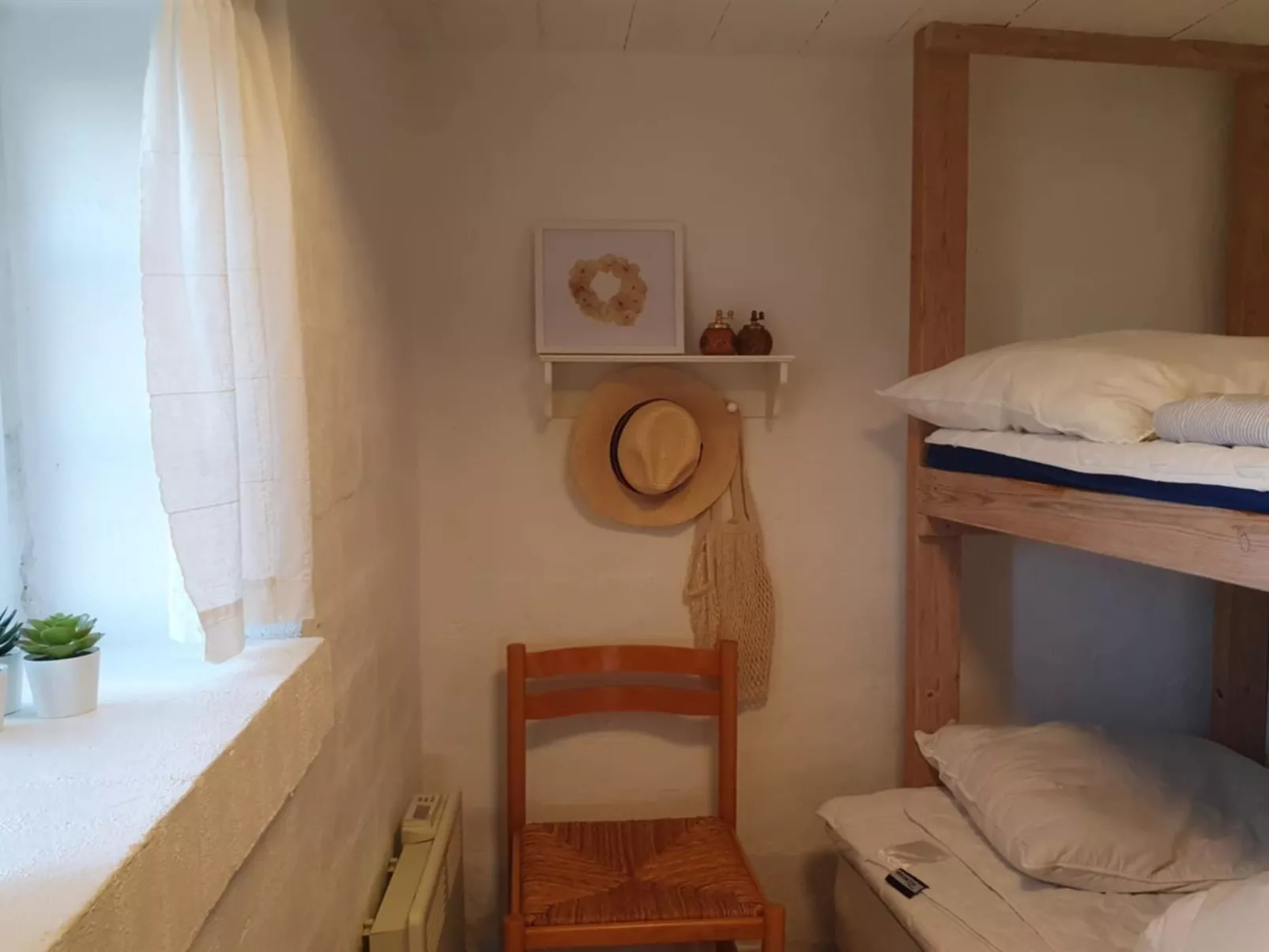 "Answald" - 250m from the sea-Inside