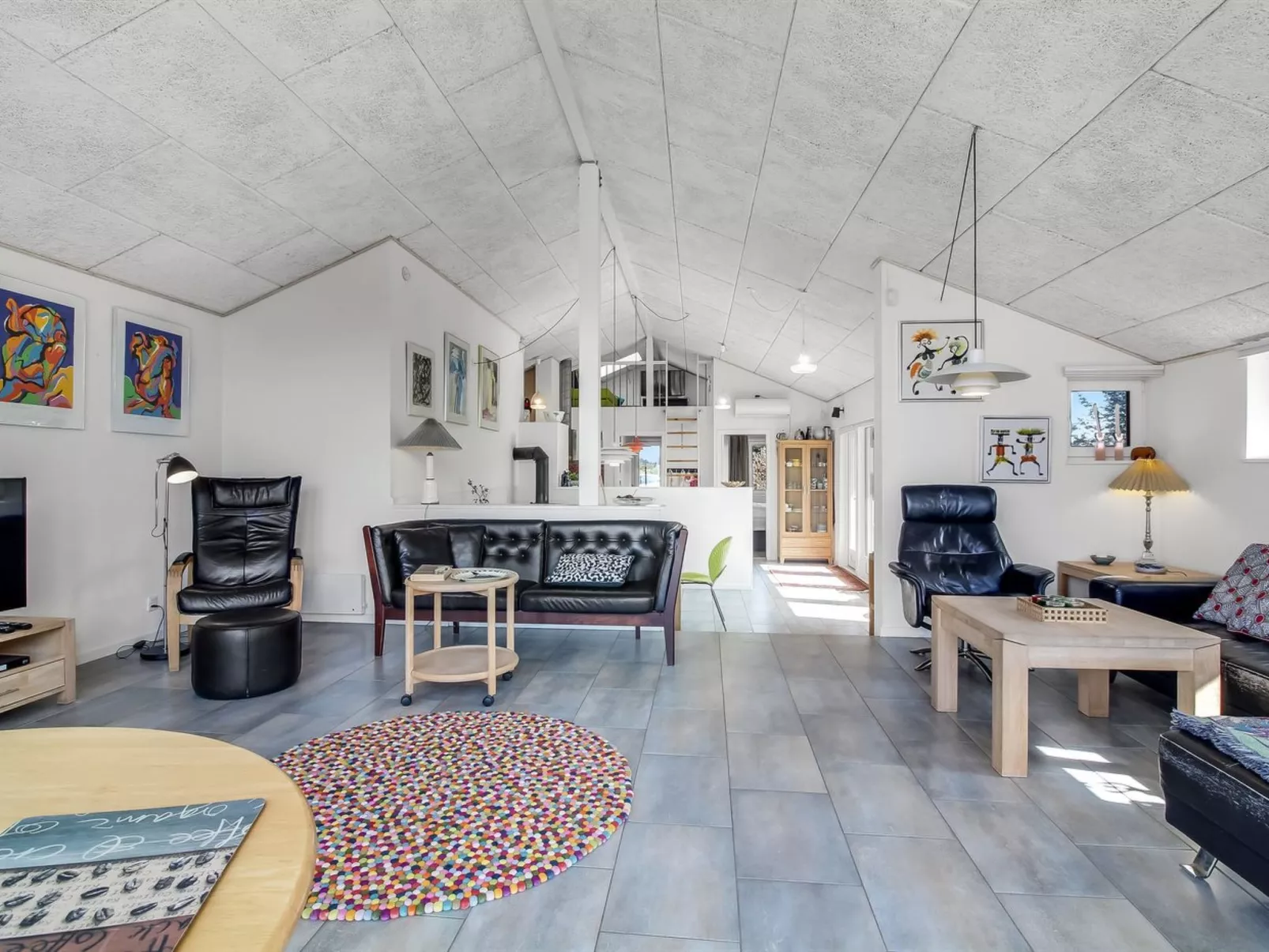 "Harthagunni" - 375m from the sea-Dedans