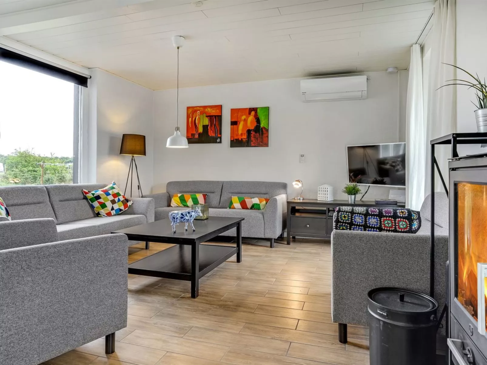 "Dome" - 750m from the sea-Dedans