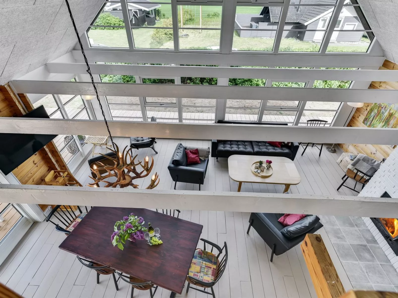 "Ginnie" - 300m from the sea-Inside