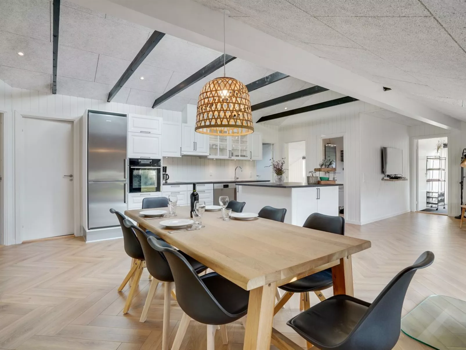 "Ellenora" - 1km from the sea-Inside