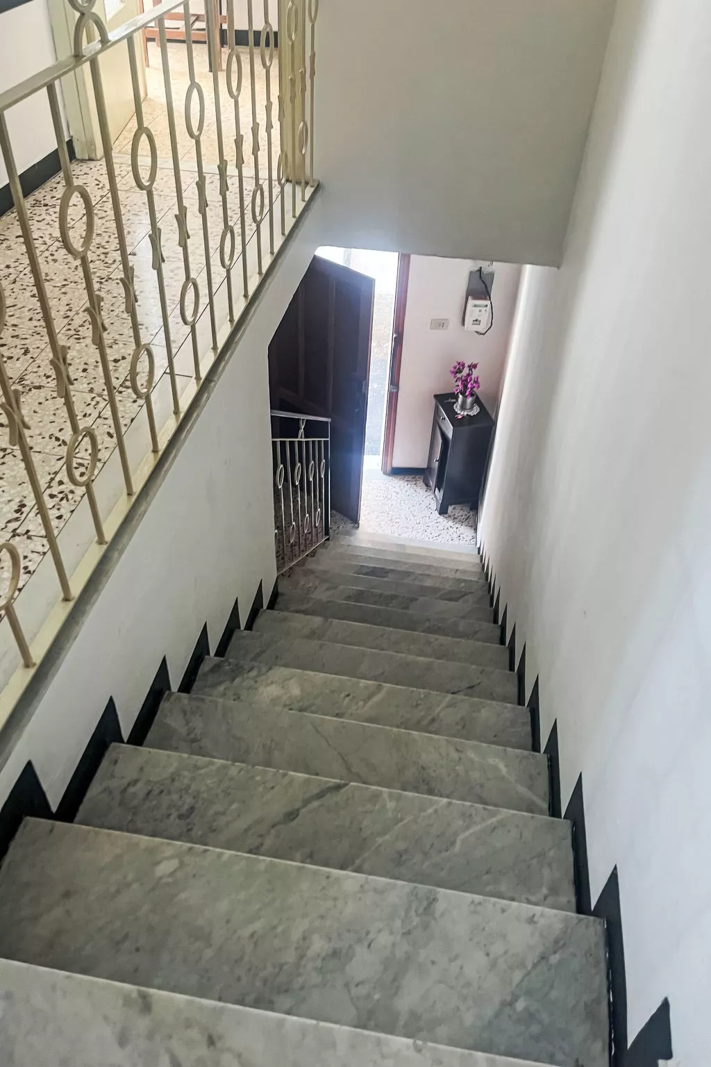 Marisa (DOL126)-Dedans