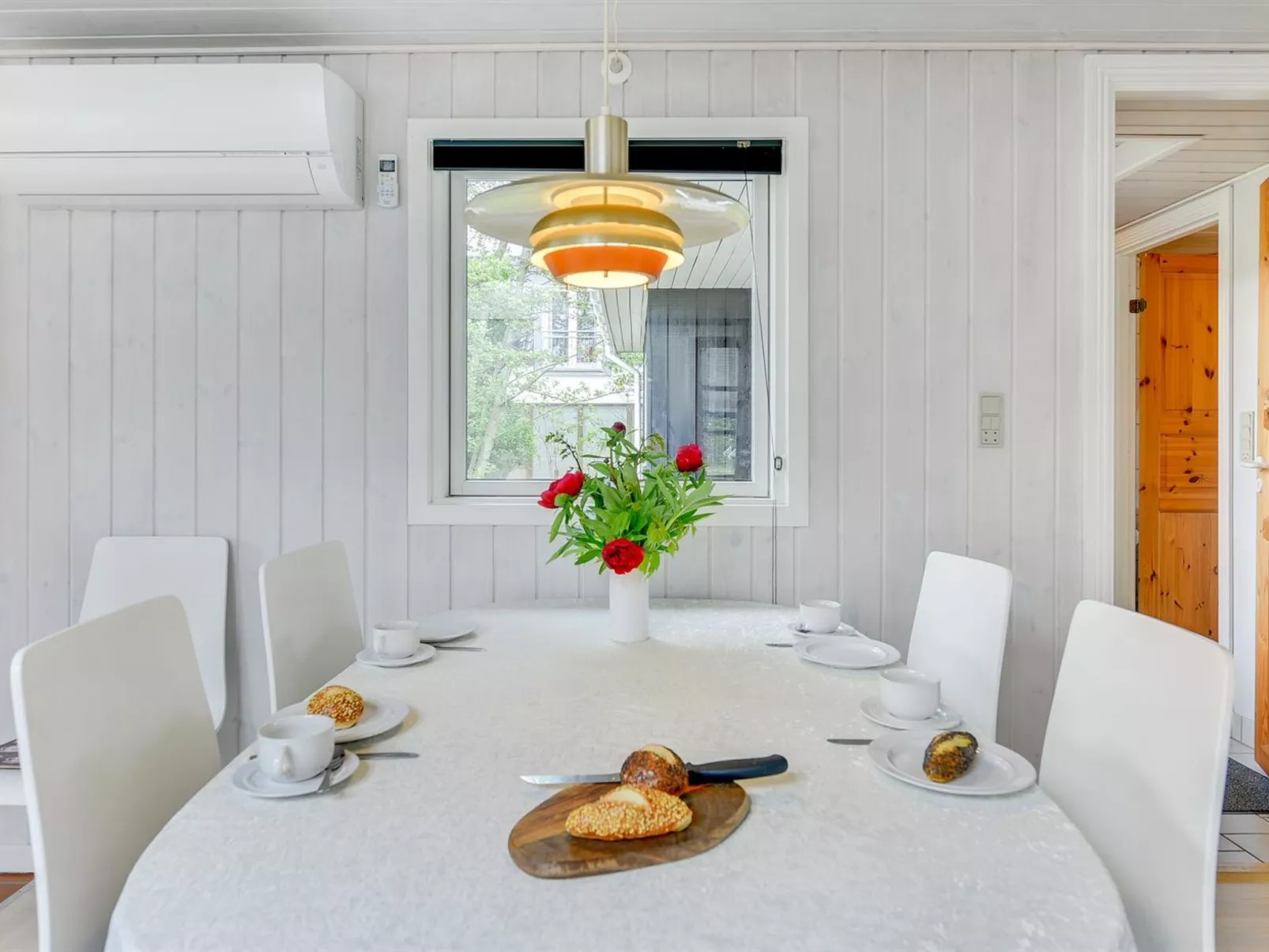 "Hildegarde" - 900m from the sea-Inside