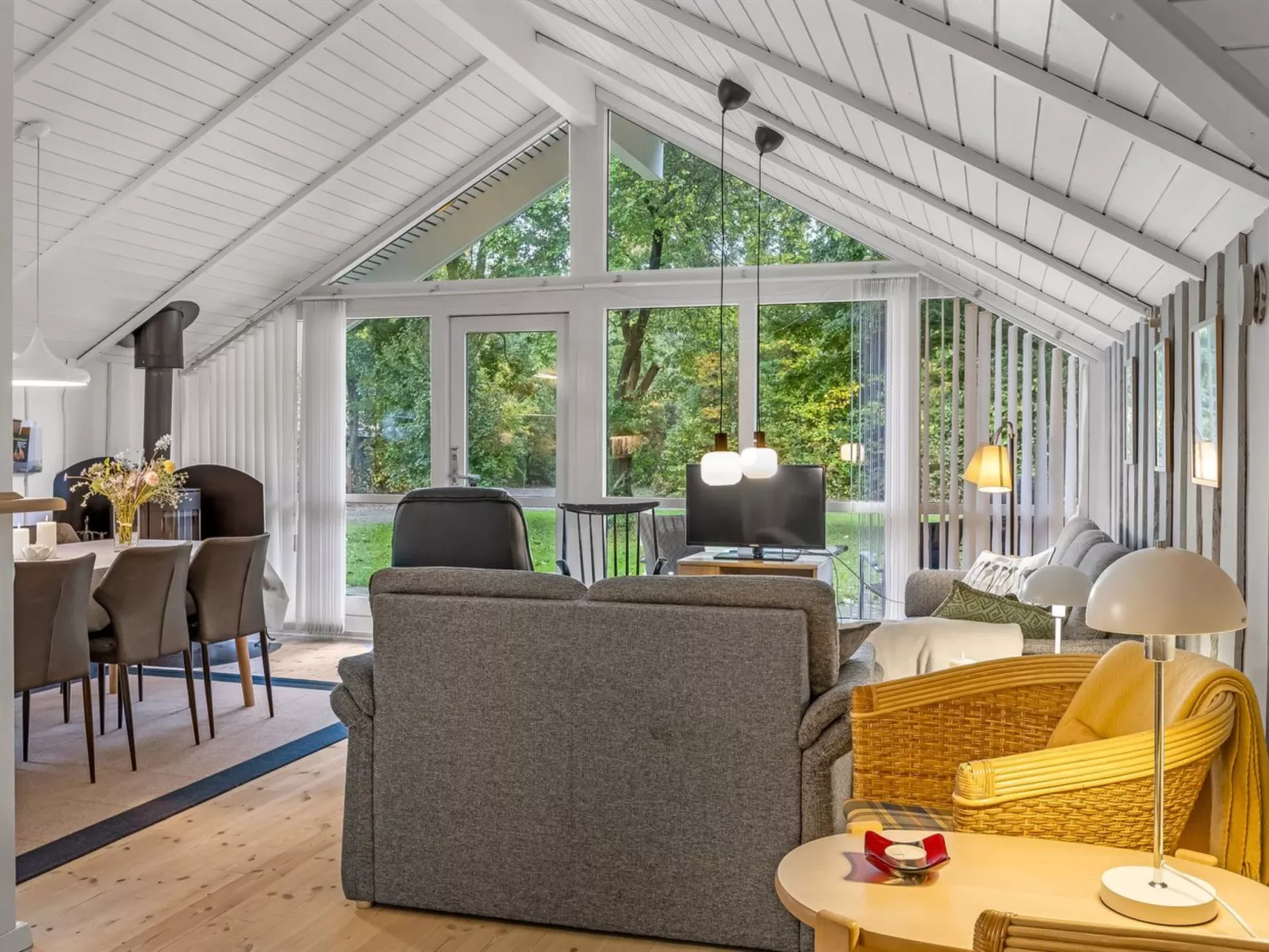 "Melisa" - 28km from the sea-Inside