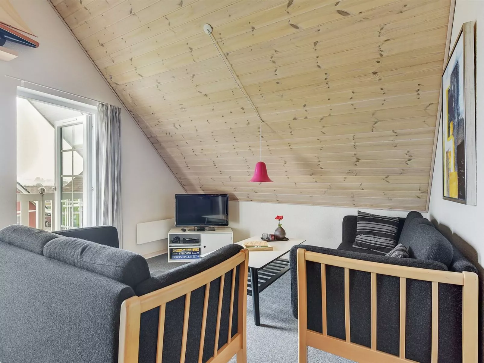 "Babette" - 75m to the fjord-Drinnen